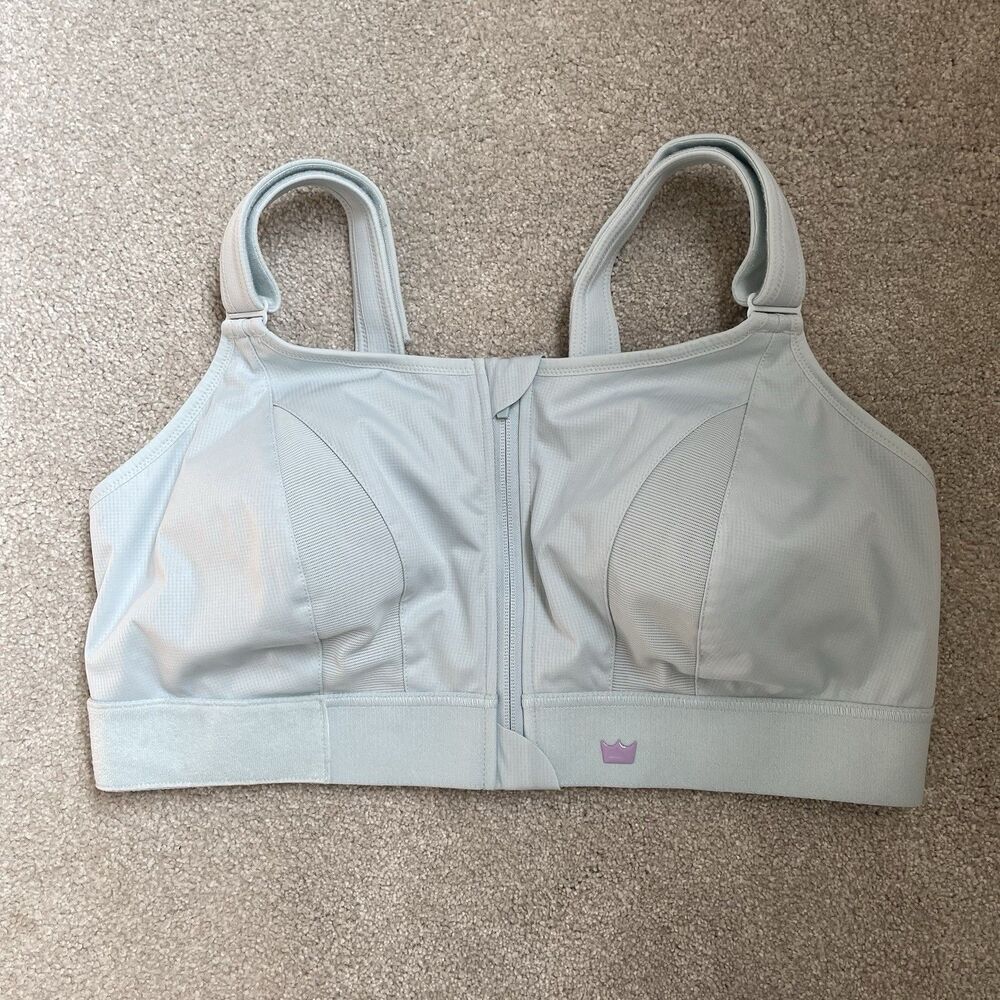 SHEFIT Sports Bra High Support Comfort Adjustable Atheltic Light Blue Size 4Luxe